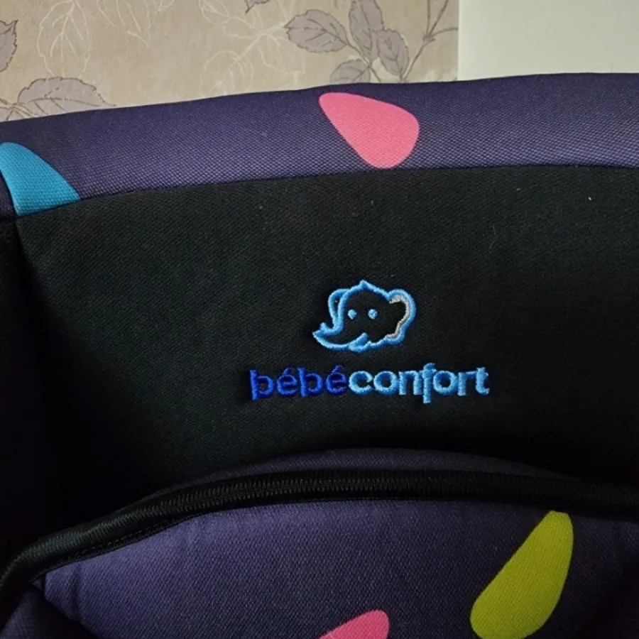 صندلی ماشین برند