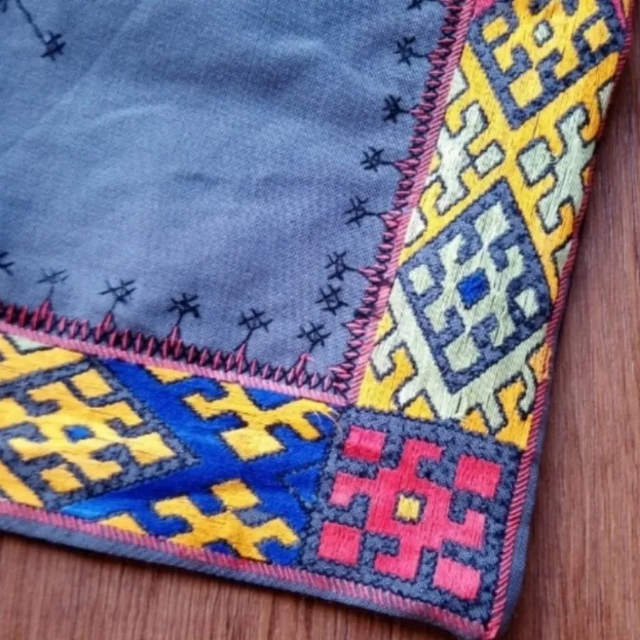 کاورکوسن سوزن دوزی