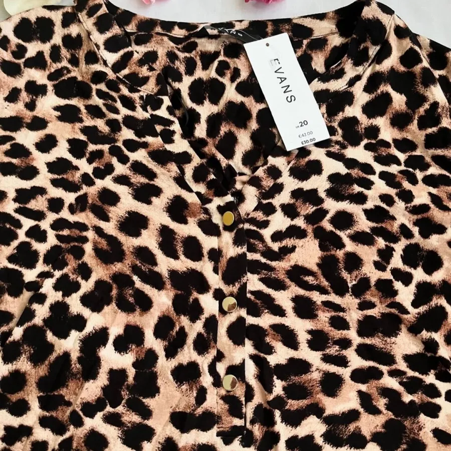 شومیر پلنگی جلو دکمه