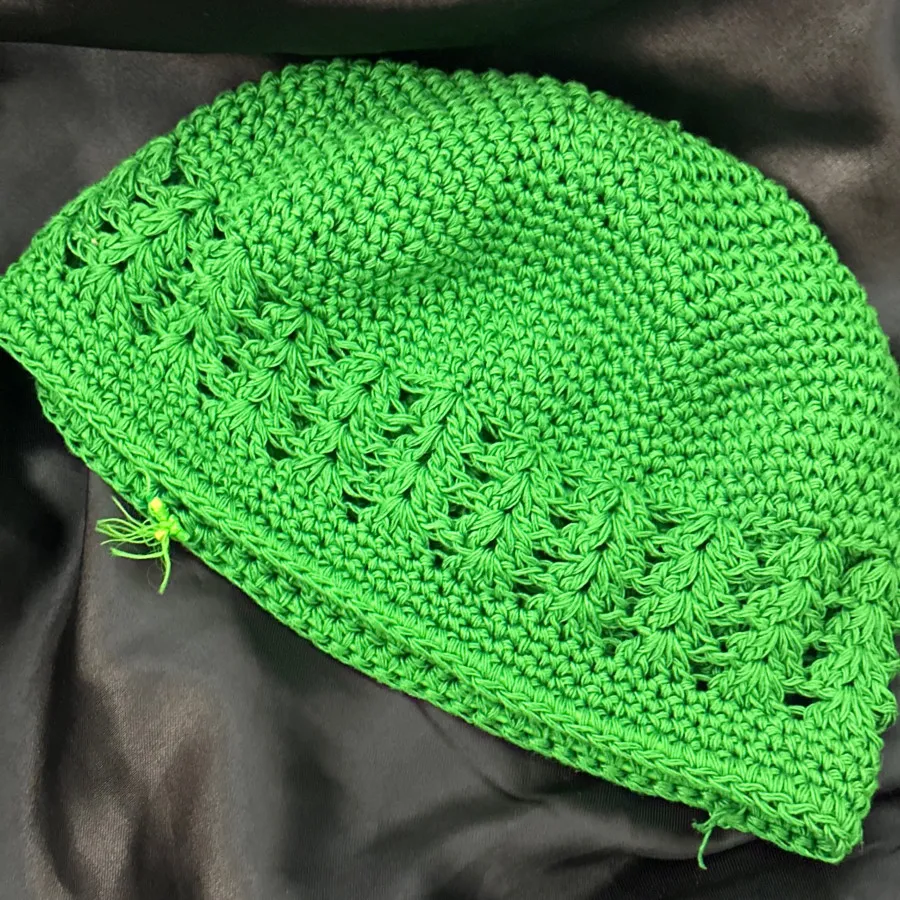 کلاه بافت لیونی