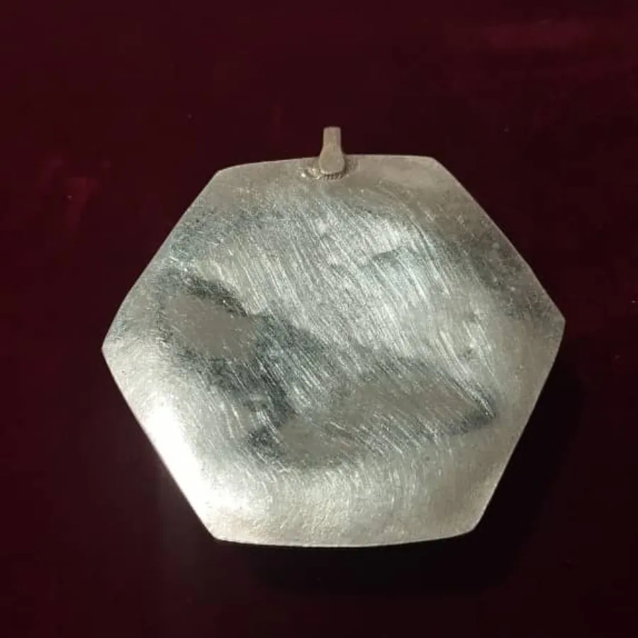 گردن آویز ورشو قدیمی زیبا