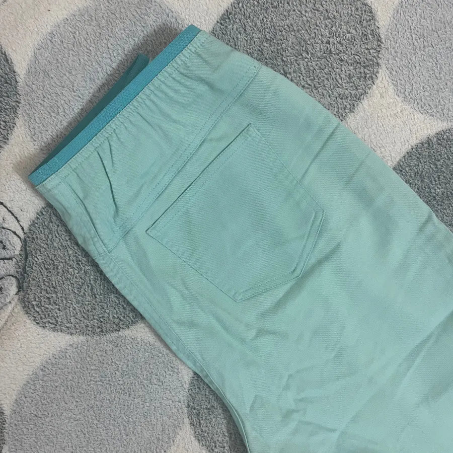 شلوار کوتاه