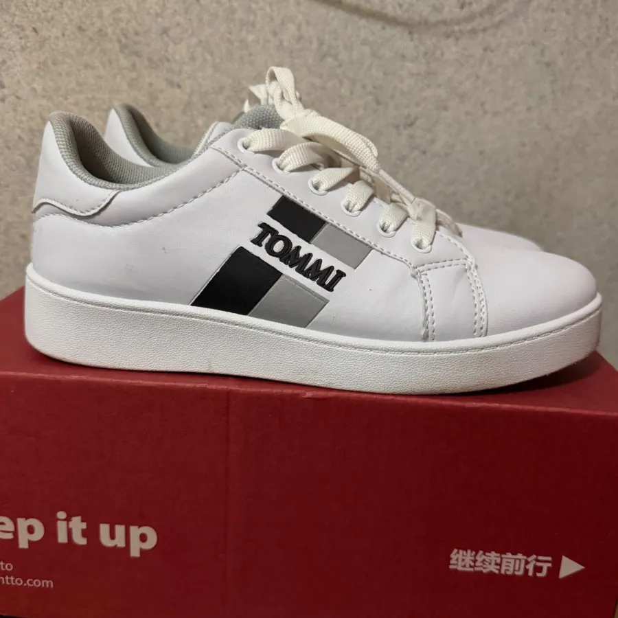 کتونی خیلی شیک