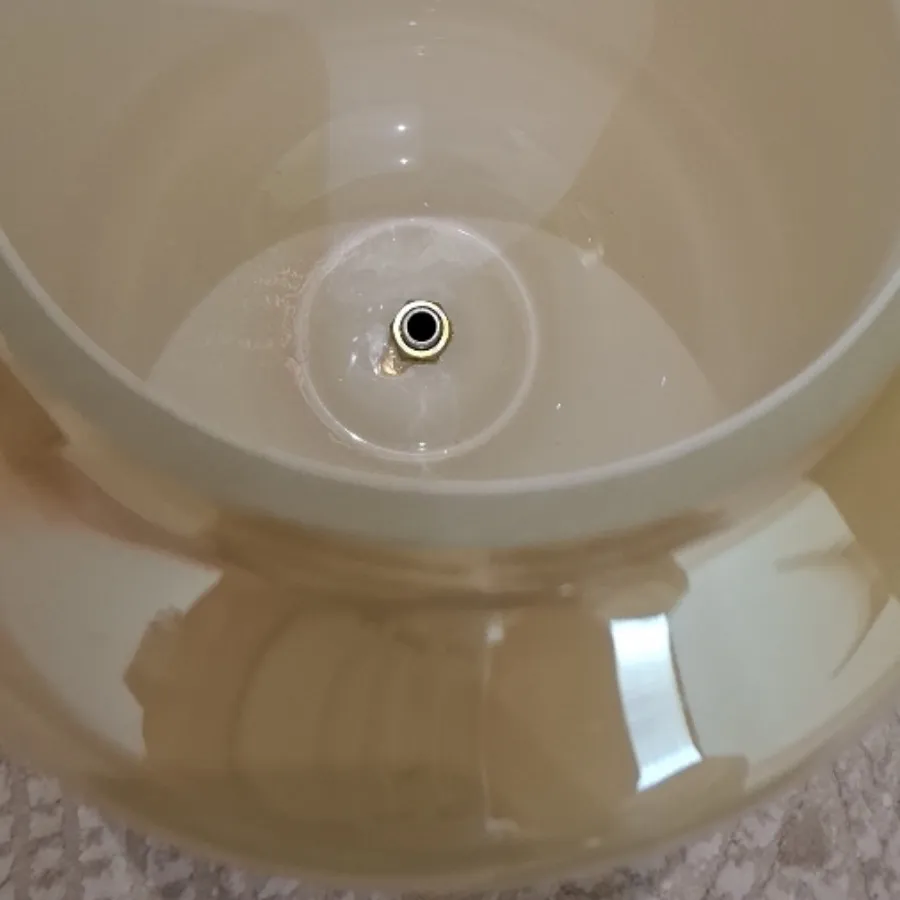 شکلات خوری کاراملی زنبق