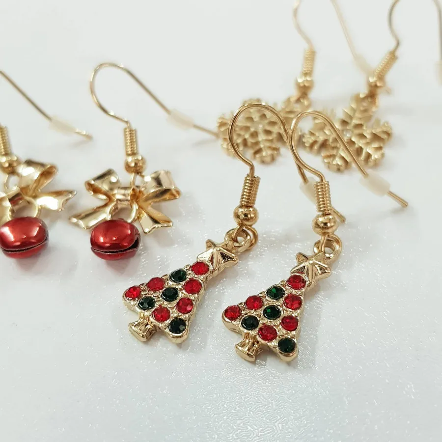 پک گوشواره کریسمسی