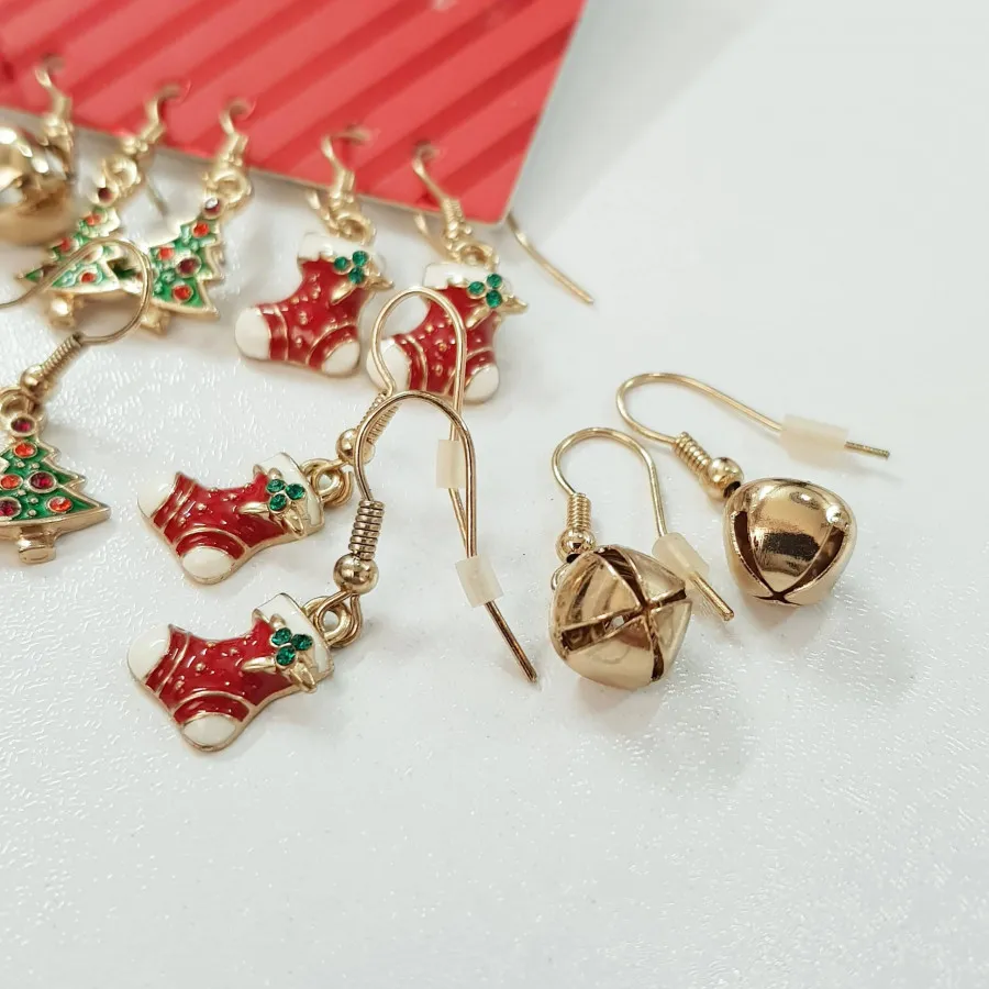 پک گوشواره طلایی کریسمسی