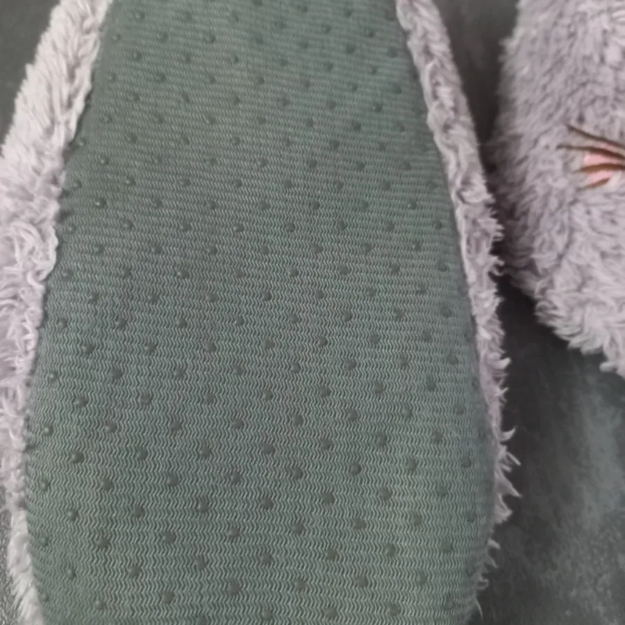 پاپوش خزدار یا روفرشی