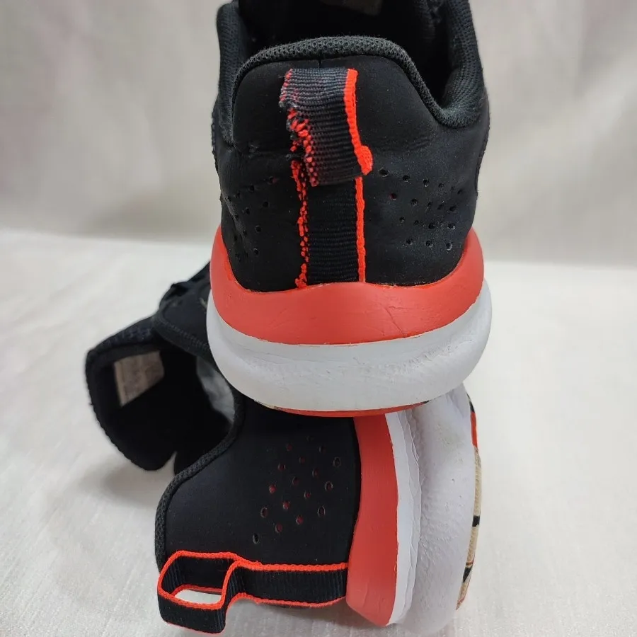 کتونی اندرامور