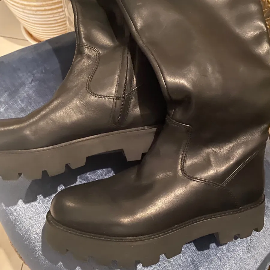 بوت چرم مشکی امریکایی