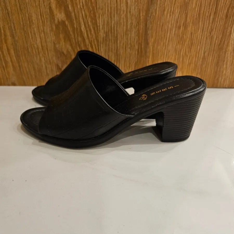 صندل مشکی پاشنه بلند