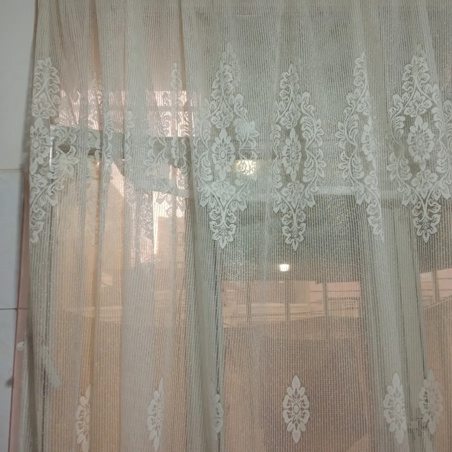 پرده دوخته شده در حد نو