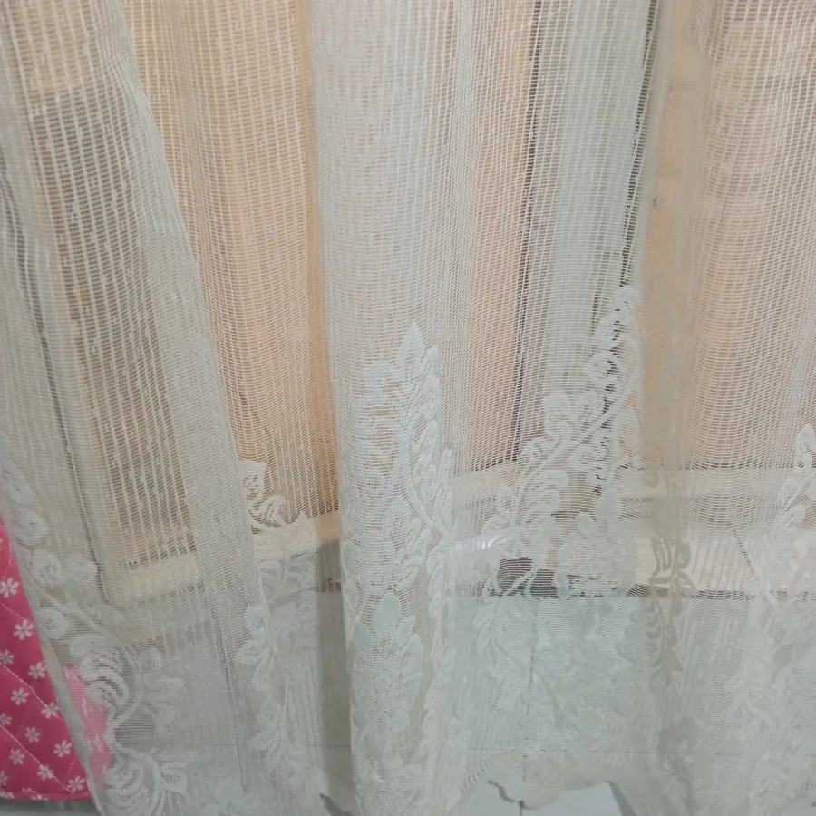 پرده دوخته شده در حد نو