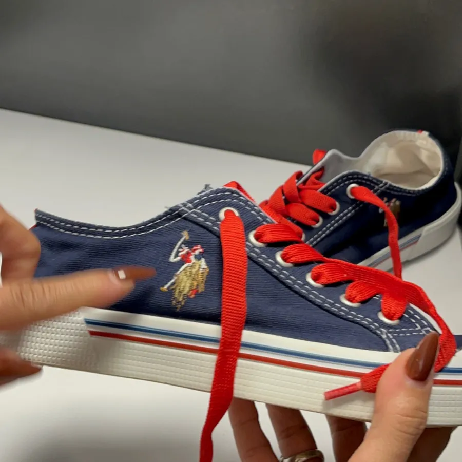 اسنیکرز اصل us poloسایز39