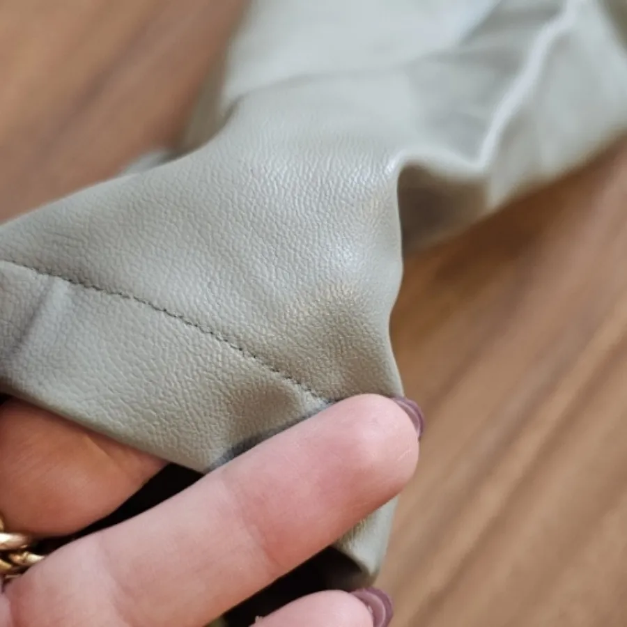 شلوار چرم تو کرکی