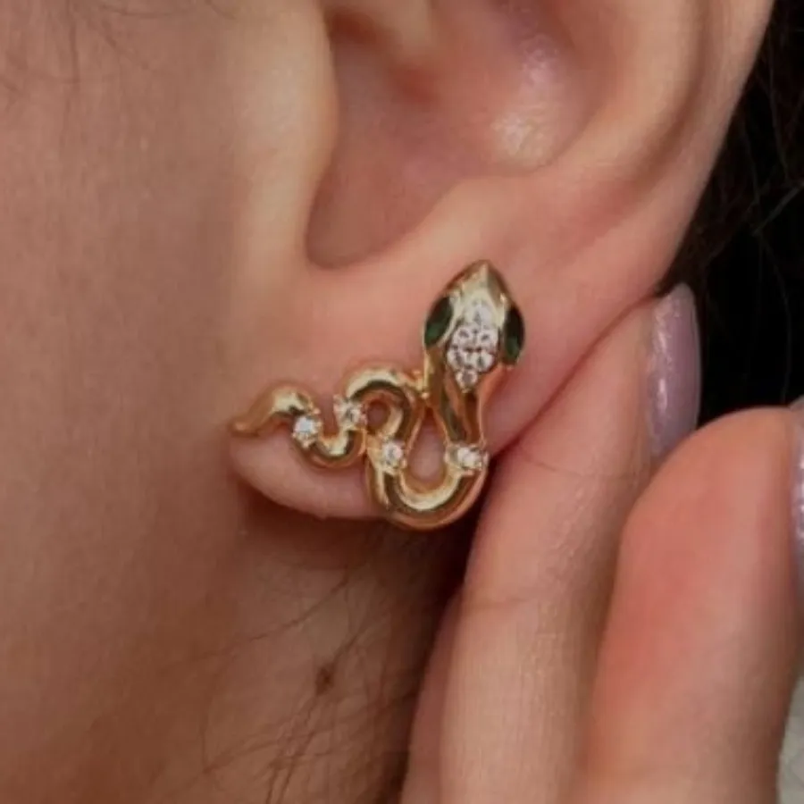 گوشواره مارچشم سبزنگین دا