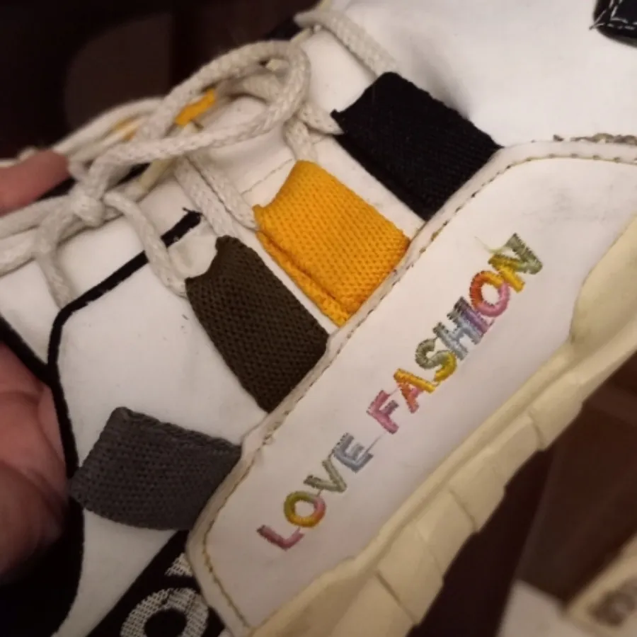 کفش دخترانه خارجی