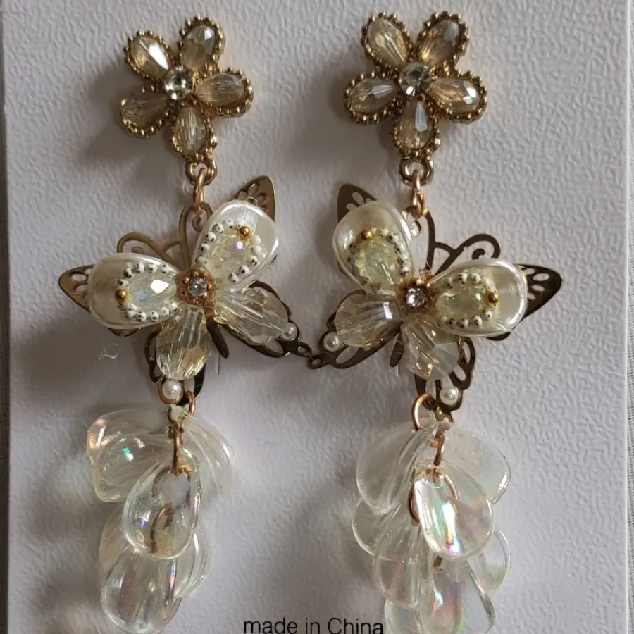 گوشواره زیبا گل وپروانه