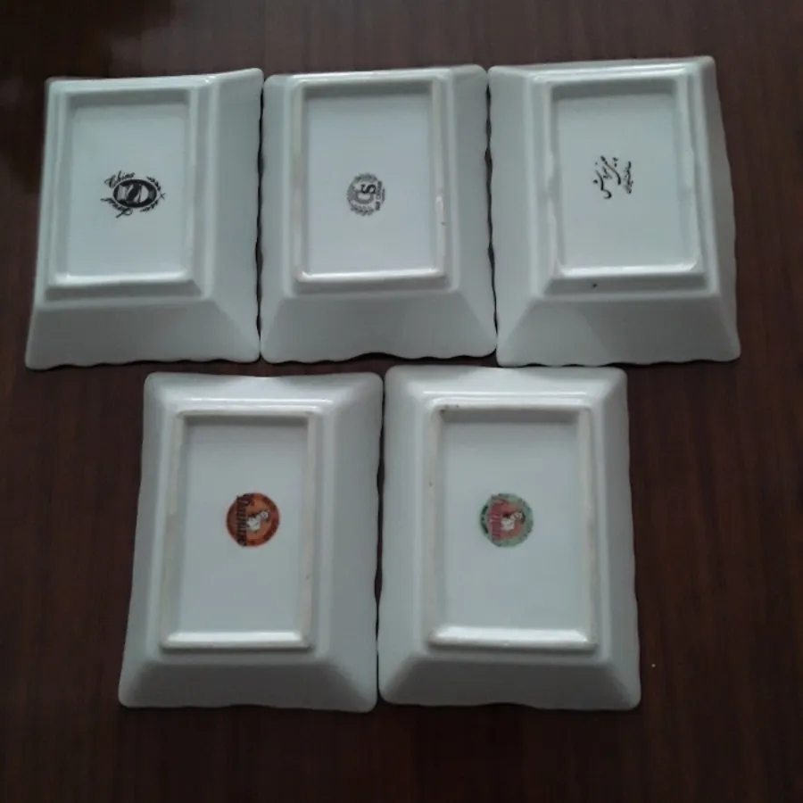 چینی گل سرخی