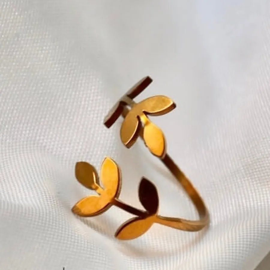 انگشتر استیل رنگ ثابت