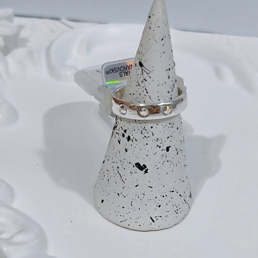 انگشتر سواروسکی