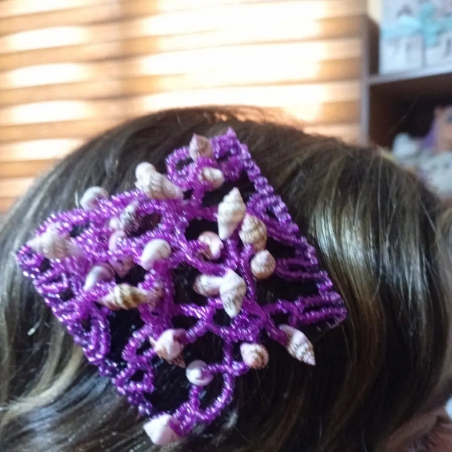 گل سر منجوق و صدف طبیعی