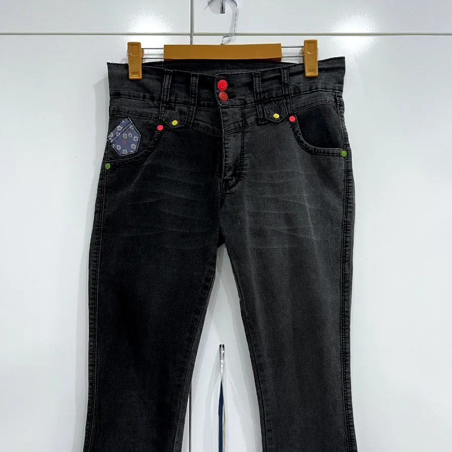 شلوار جین زغالی