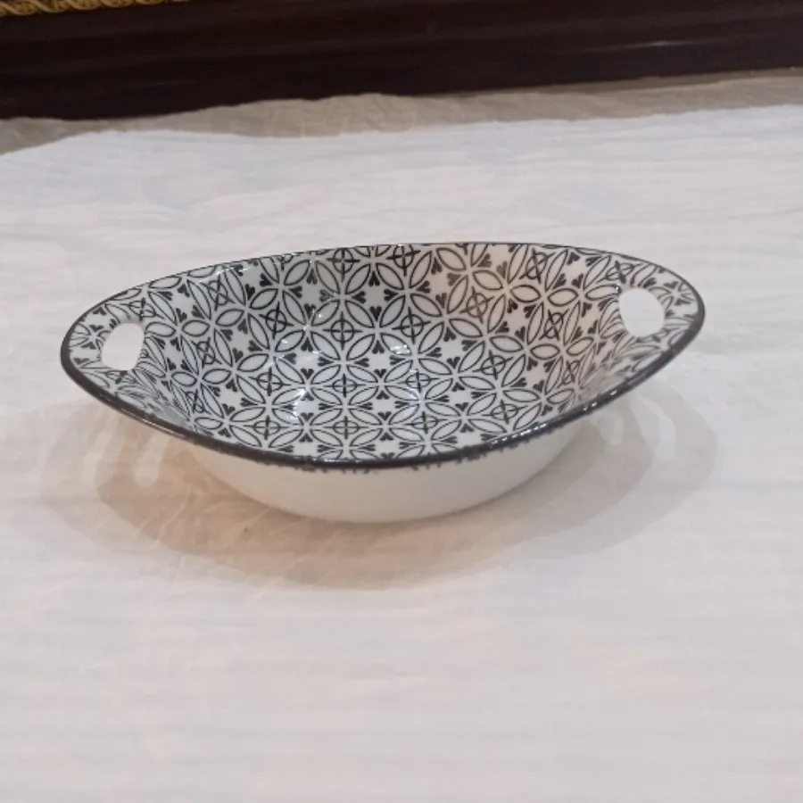 کاسه دسته دار