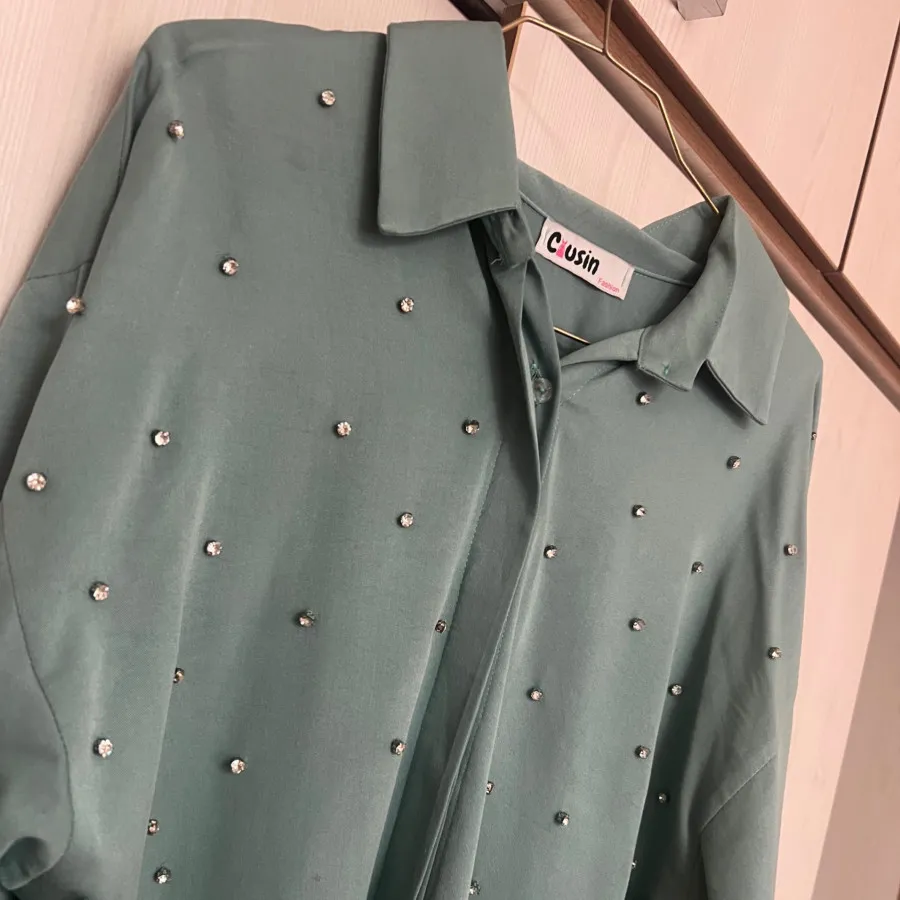 شومیز نگین دار