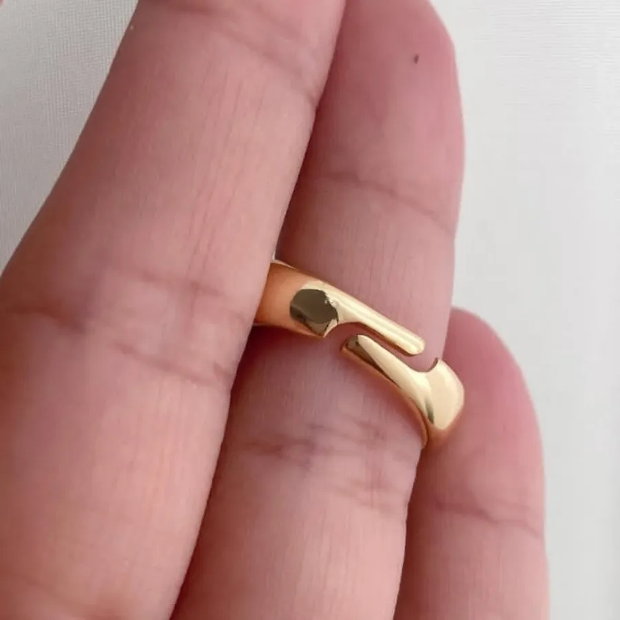 انگشتر رنگ ثابت طرح سنتی