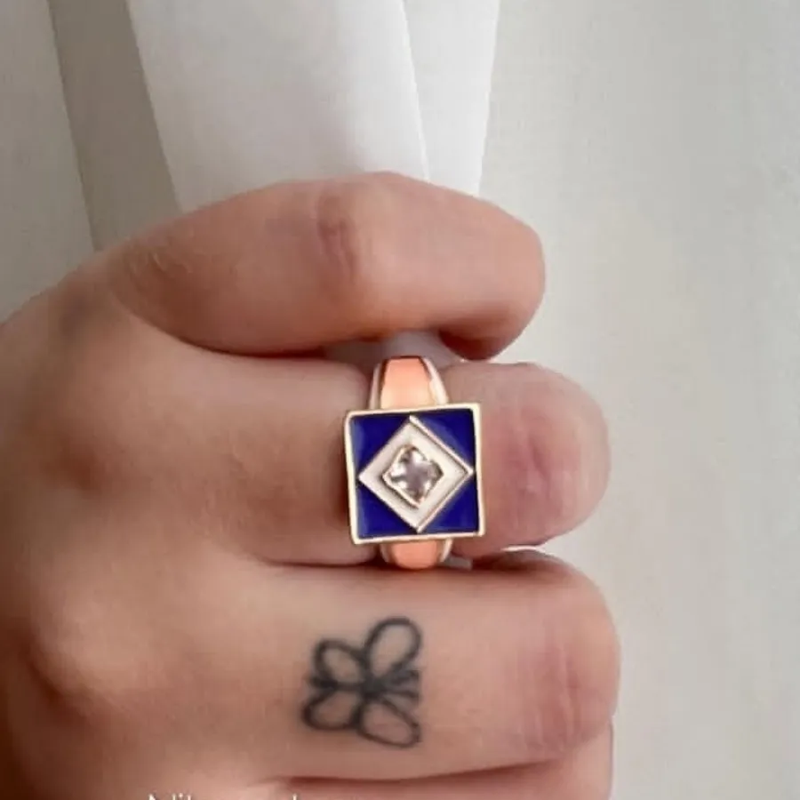 انگشتر رنگ ثابت طرح سنتی