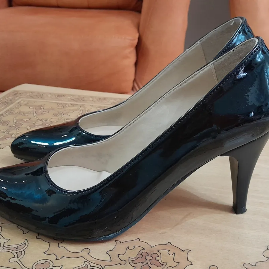 کفش مجلسی ورنی سایز39