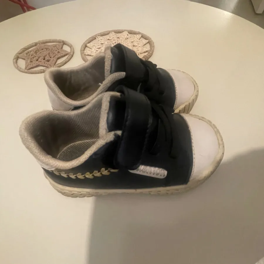 کفش دخترانه