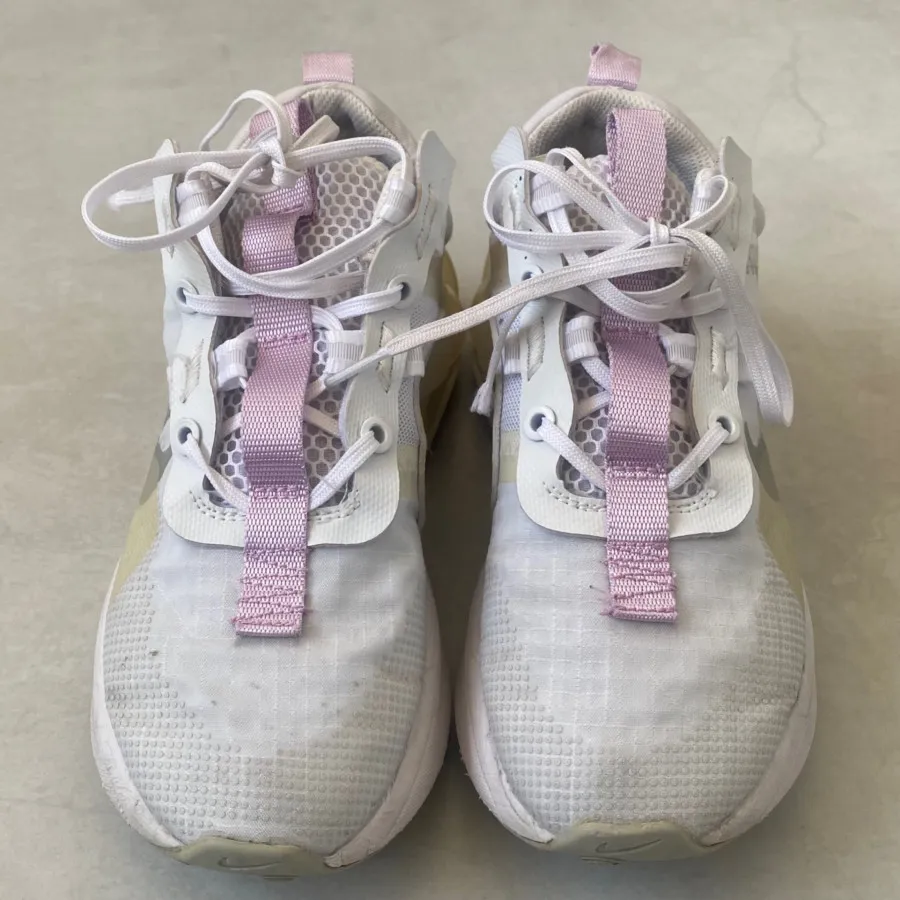 کفش اسپرت زنانه نایک