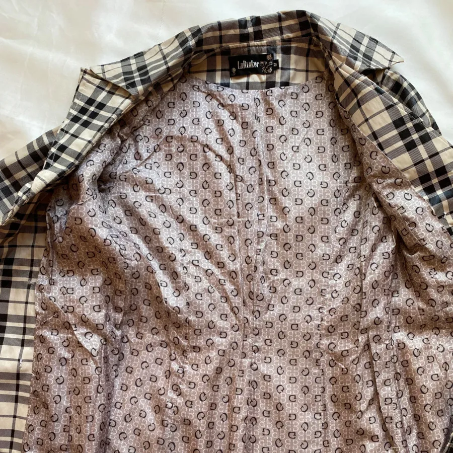 بارانی چهارخونه