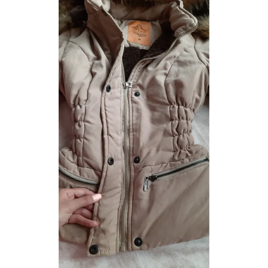 کاپشن عروسکی