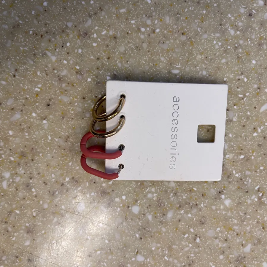 گوشواره 6جفت تو عکسا