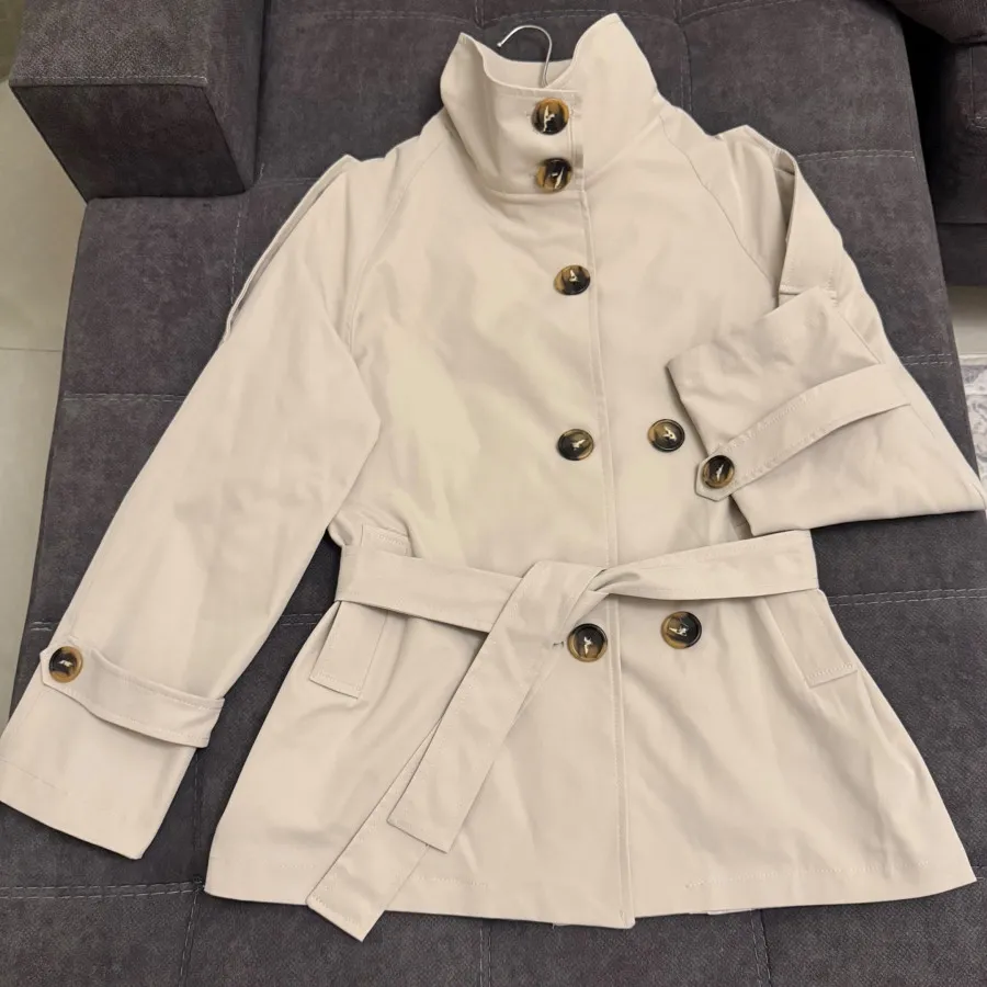 ترنج کت بارونی برشکا