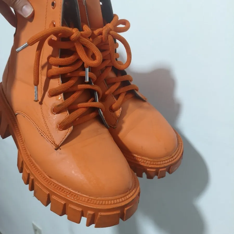 نیم بوت سایز 38 نارنجی