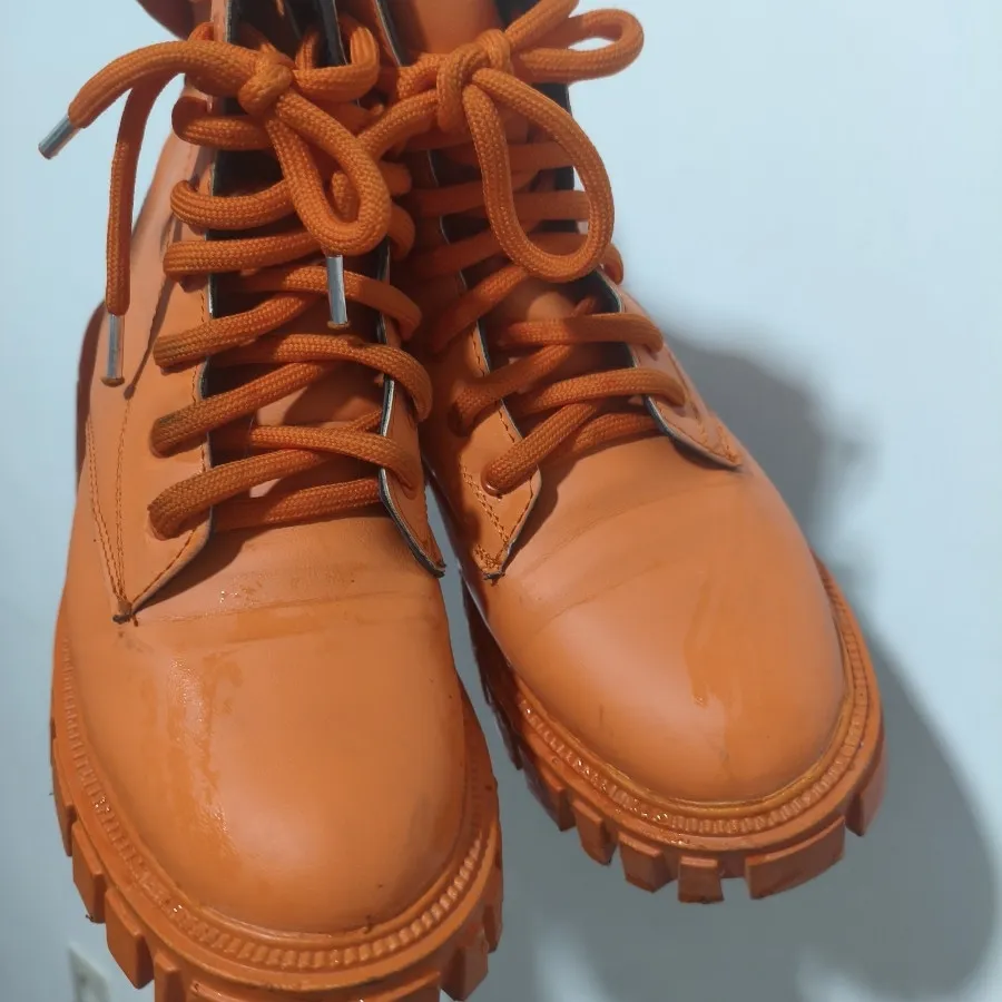 نیم بوت سایز 38 نارنجی