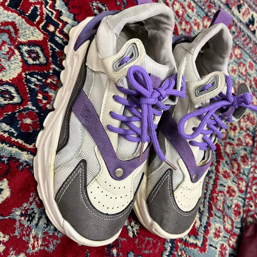 کتونی نیو بالانس