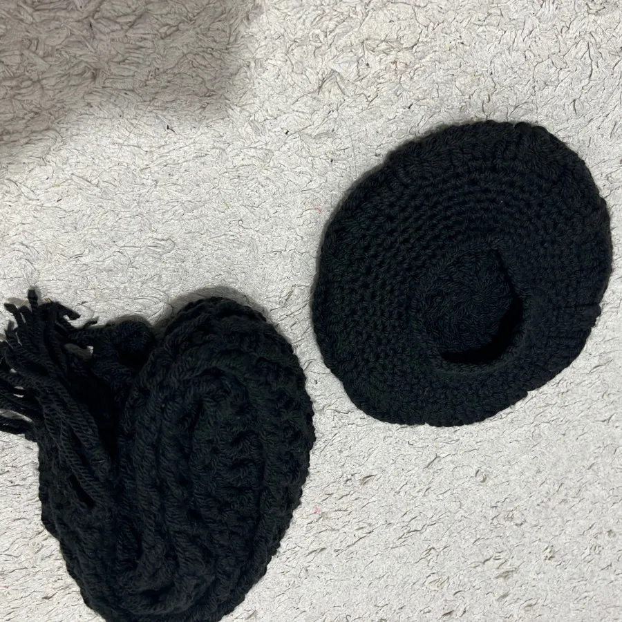 کلاه و شال گردن