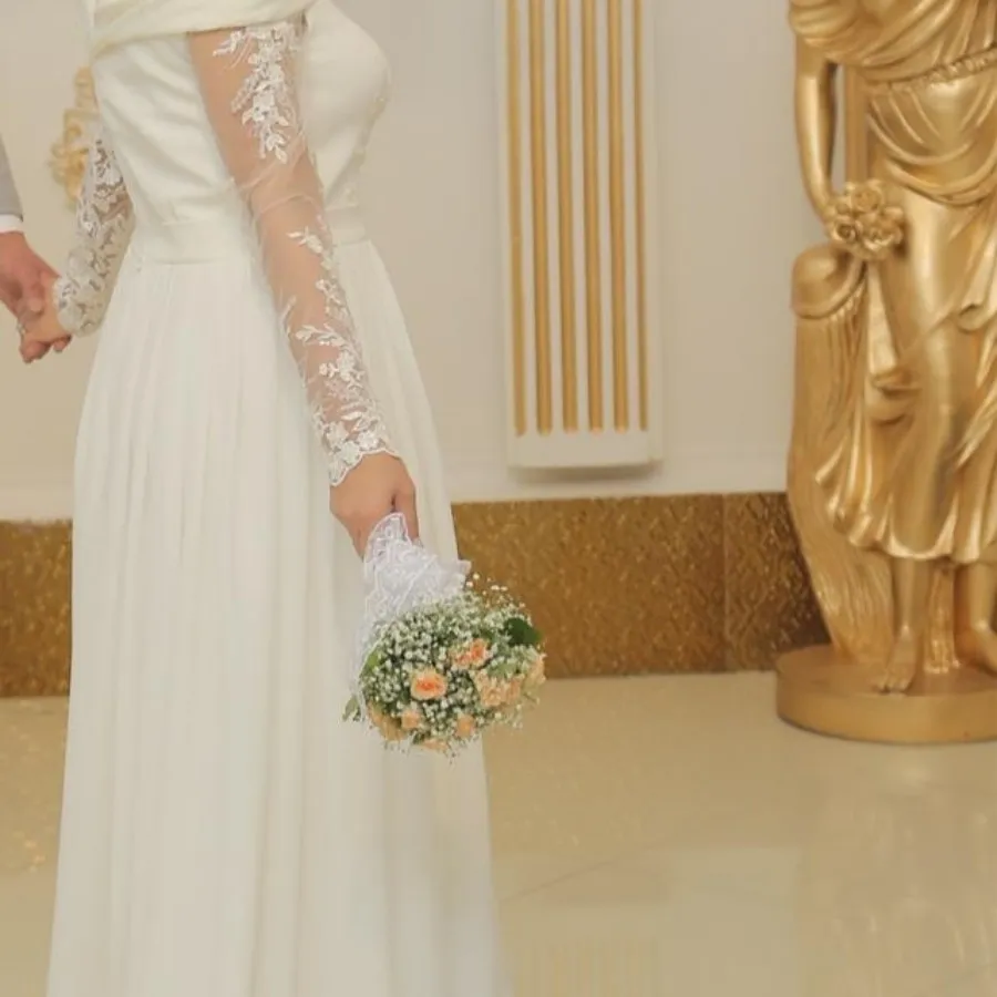 لباس عقد اورال و کلاه عقد