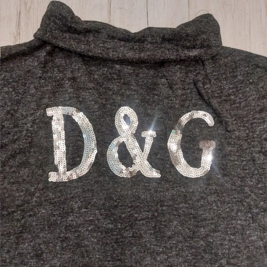 بلوز موهر ذغالی