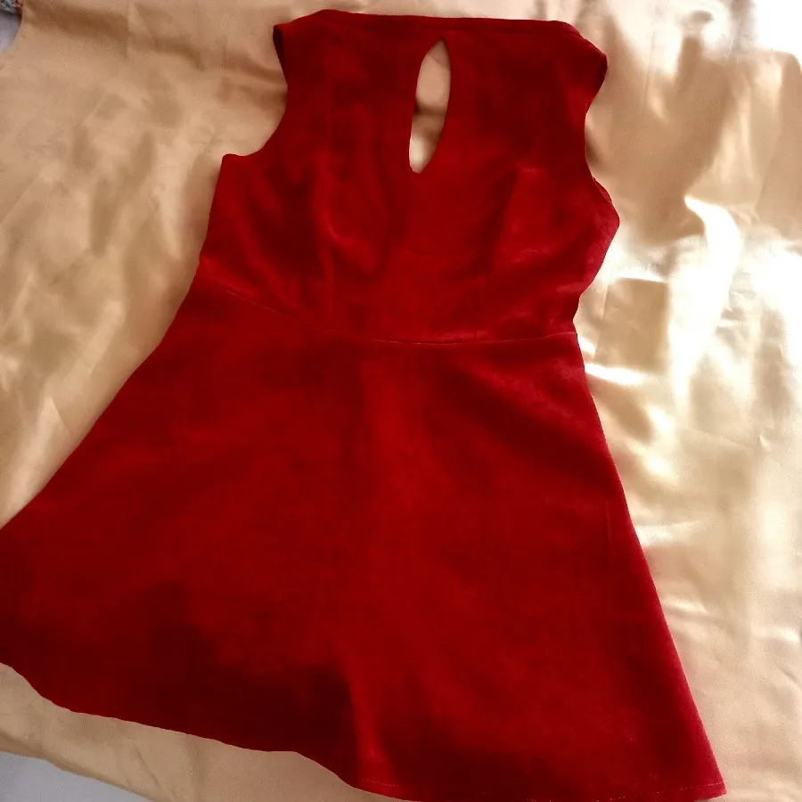 لباس دخترانه یا زنانه