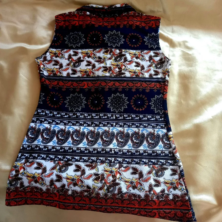 وست یا جلیقه زنانه