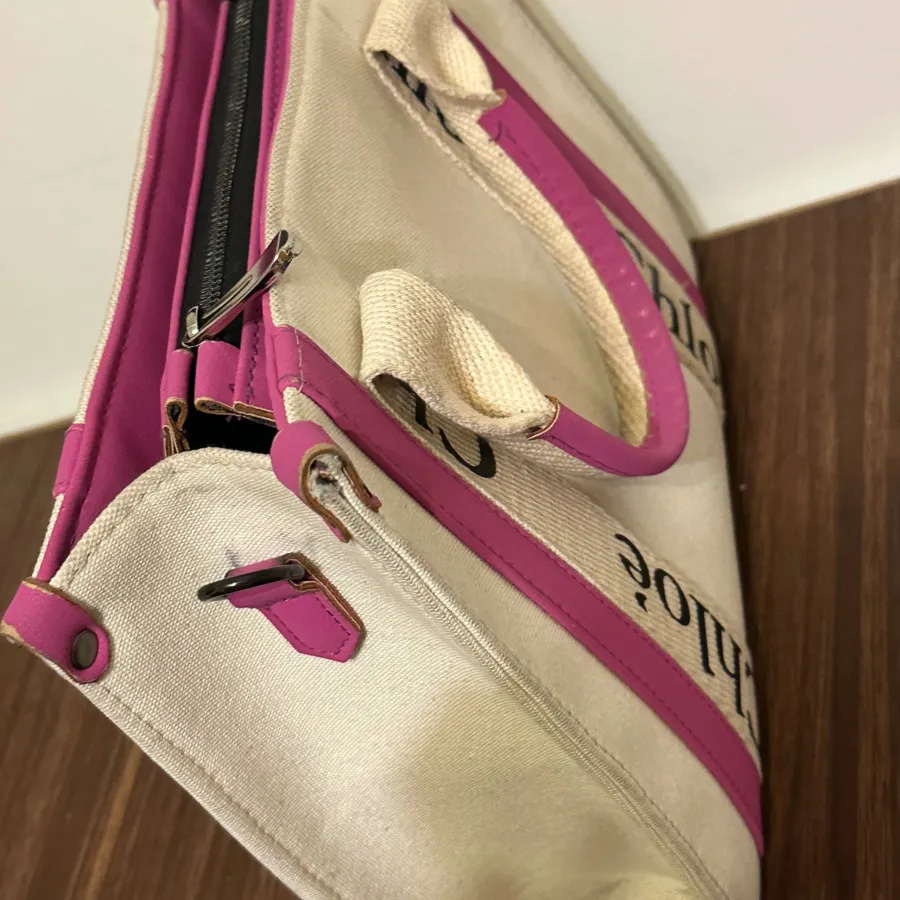 کیف دستی سفید و صورتی