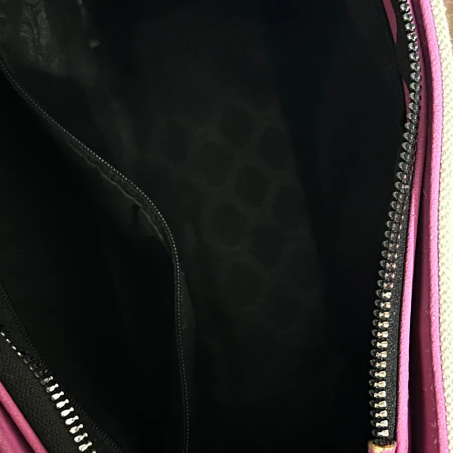 کیف دستی سفید و صورتی