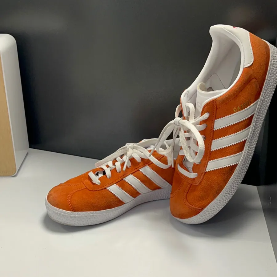 اسنیکرز شیک سامبا سایز 38