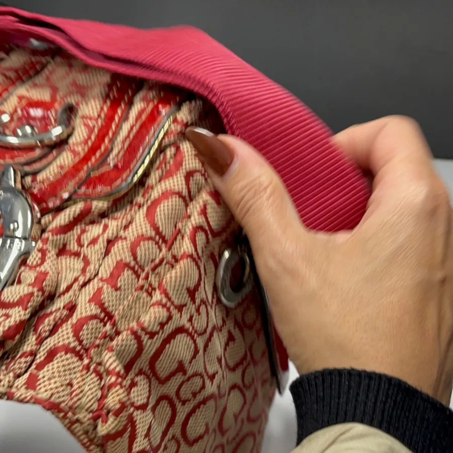 کیف کمری شیک guess