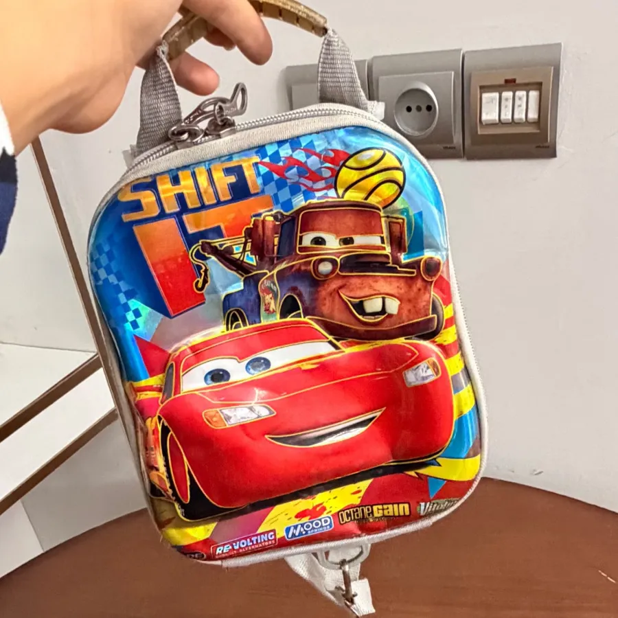 کوله مک کویین خارجی